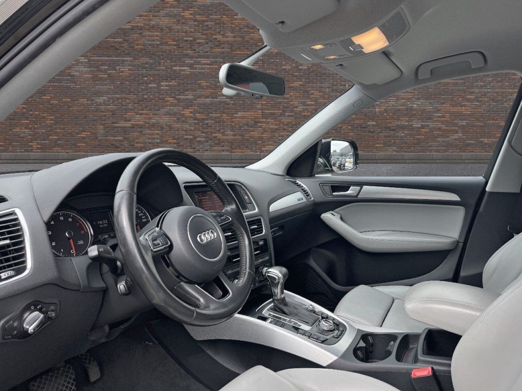 Occasion Audi Q5 2.0 Tfsi Ecc Leder Sportstoelen Navigatie Autos In Emmen