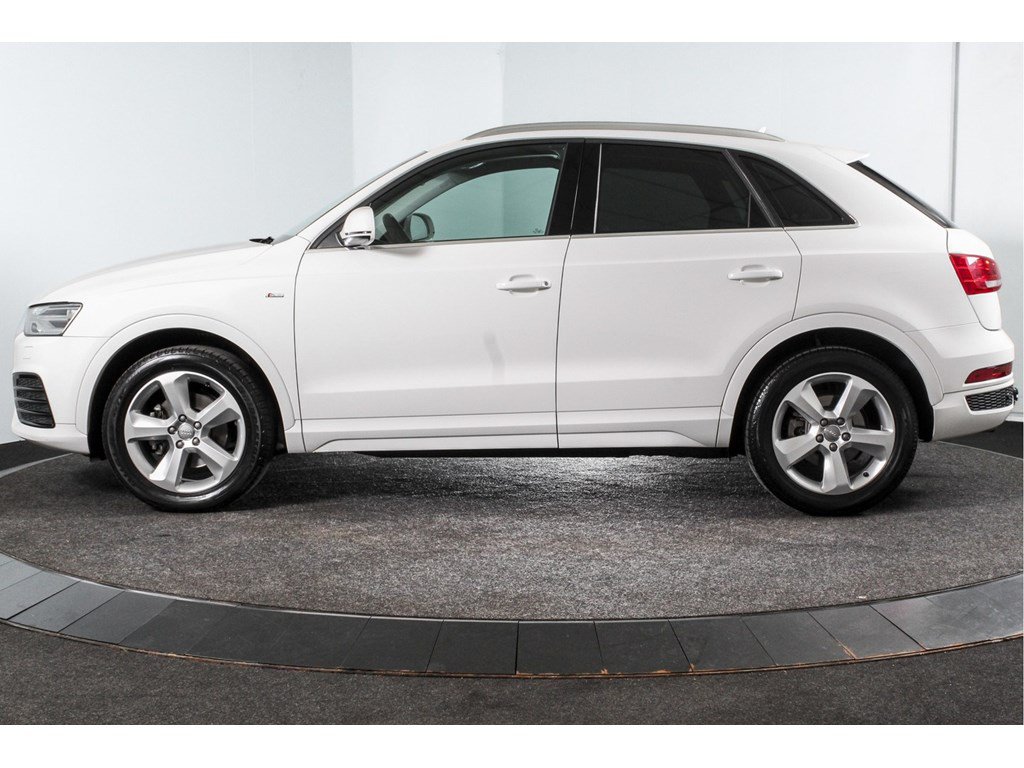 Occasion Audi Q3 1.4 Tfsi 150 Pk Cod Pro S-Line - Automaat | Cruise | Stoelverw. | Pdc | Nav | Auto. Airco | Afn. Tre Autos In Hellendoorn