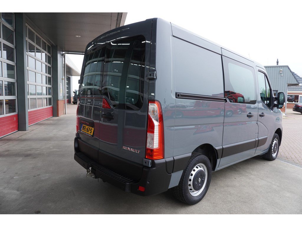 Occasion Renault Master T28 2.3 Dci 135Pk L1H1 Comfort Nr. V106 | Climate | Navi | Cruise | Camera Autos In