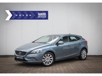 Occasion Volvo V40 T2 Momentum, Navi, Cruise, Climate, 17 Inch, Bluetooth Autos In Zevenaar
